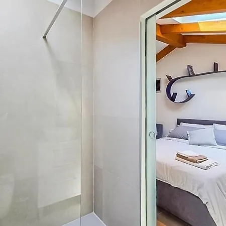 Apartman 2402